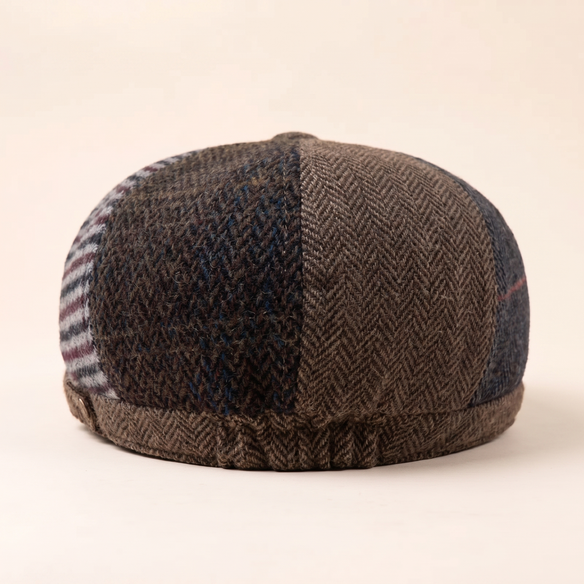 Patchwork-Schiebermütze aus Wolle — HARZGERODE